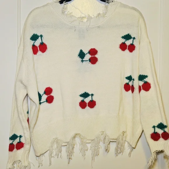 Just Polly Cherry Patterned Frayed Hem Sweater - Picture 4 of 4